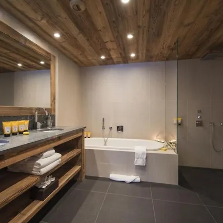 Chalet In With Private Pool *